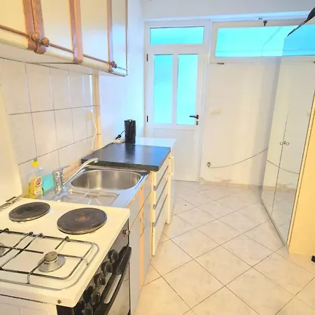 Studio Apartmani Sehic Krvavica Exterior photo