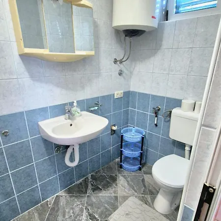 Studio Apartmani Sehic Krvavica Exterior photo
